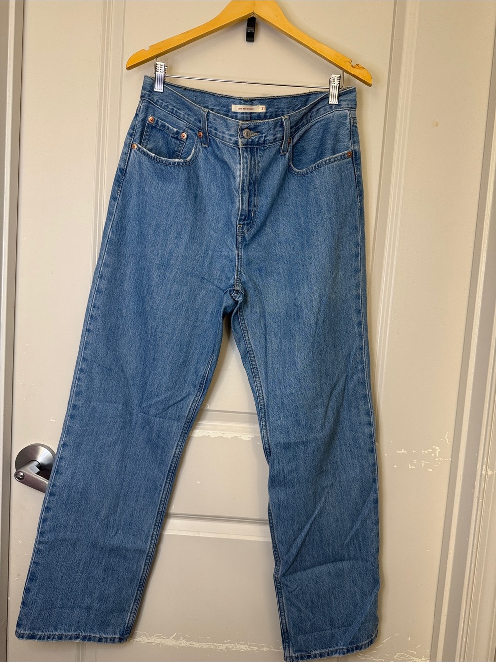 Levi's Low Pro Straight Jeans